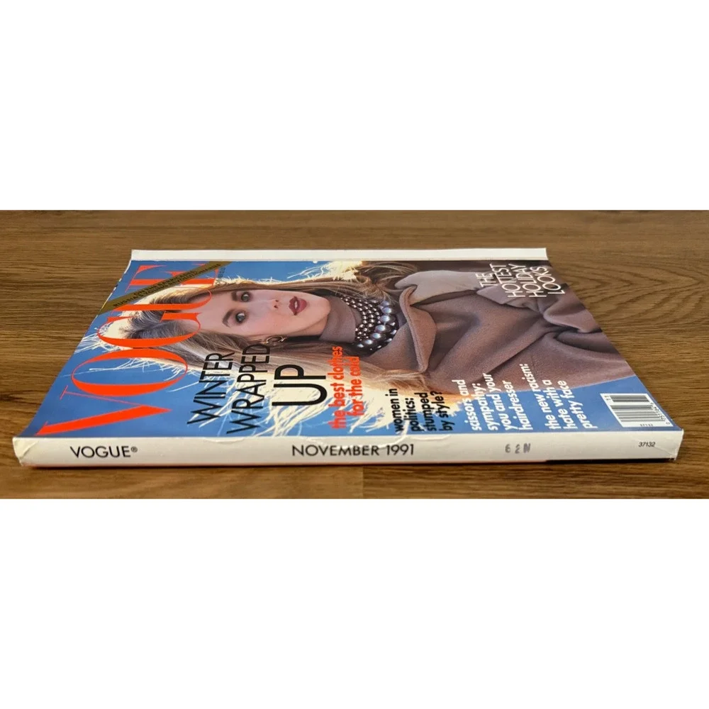 👗 Vintage Vogue Magazine November 1991 Winter Wrapped Up Fashion Beauty Ads